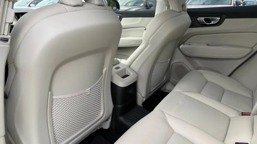 2025 Volvo XC60 YV4H60RC8S1189537