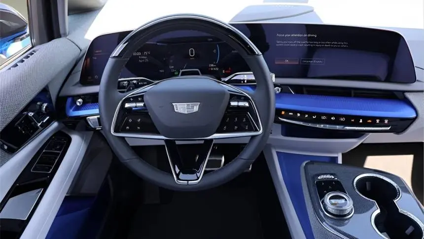 2025 Cadillac OPTIQ 3GYK3BMR9SS154880