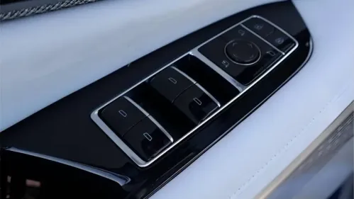 2025 Cadillac OPTIQ 3GYK3BMR9SS154880
