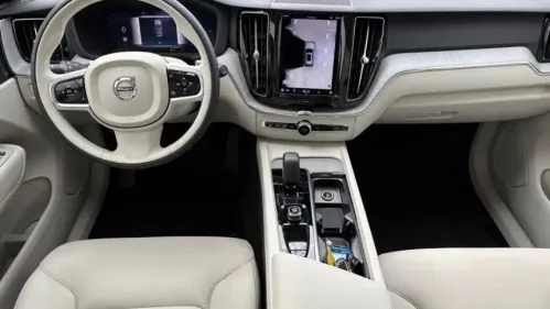 2025 Volvo XC60 YV4H60RC8S1189537