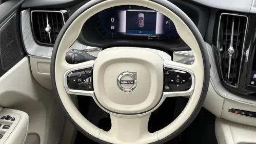 2025 Volvo XC60 YV4H60RC8S1189537