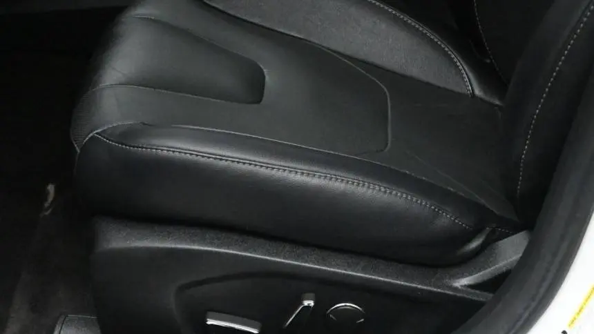 2019 Ford Fusion Energi 3FA6P0SU5KR176153