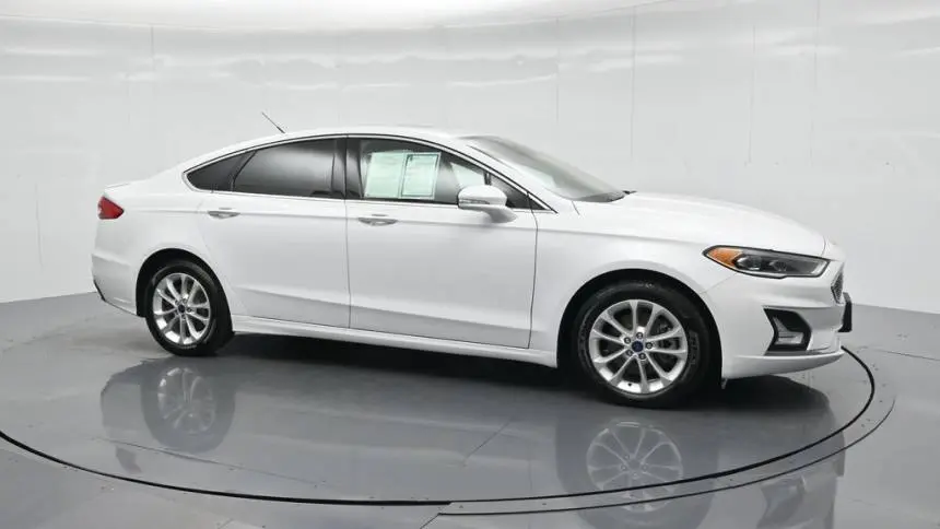 2019 Ford Fusion Energi 3FA6P0SU5KR176153