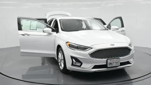 2019 Ford Fusion Energi 3FA6P0SU5KR176153