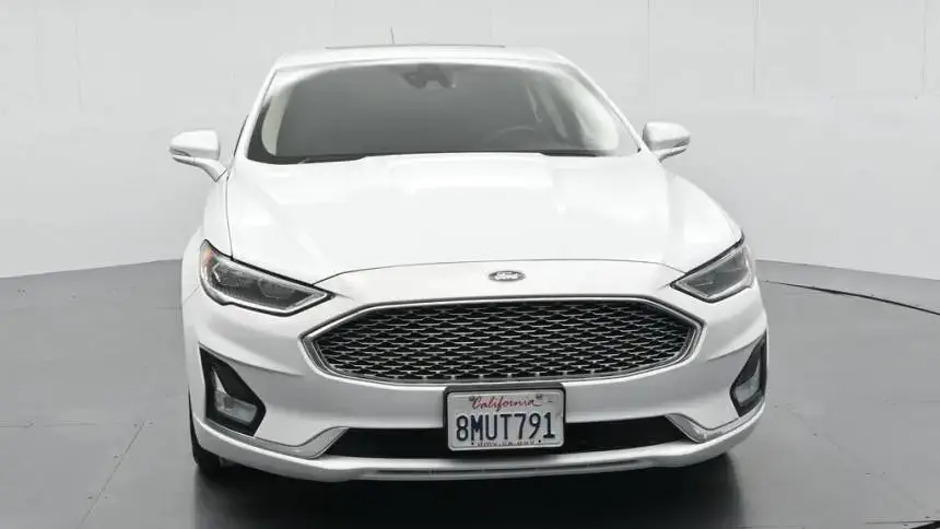 2019 Ford Fusion Energi - Images - 55