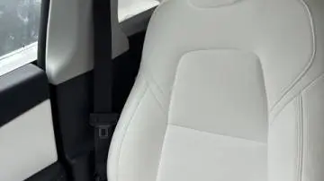 2020 Tesla Model Y 5YJYGDEE7LF021296