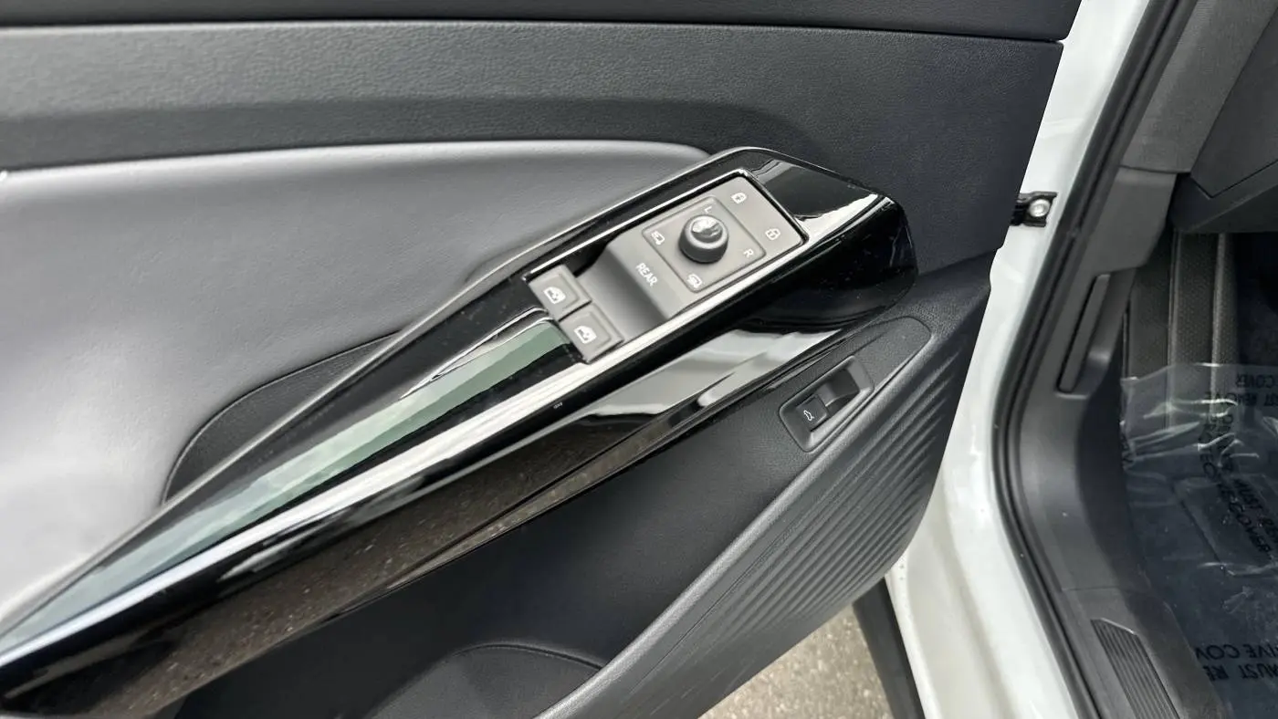 2025 Volkswagen ID.4 1V2JSPE85SC005698