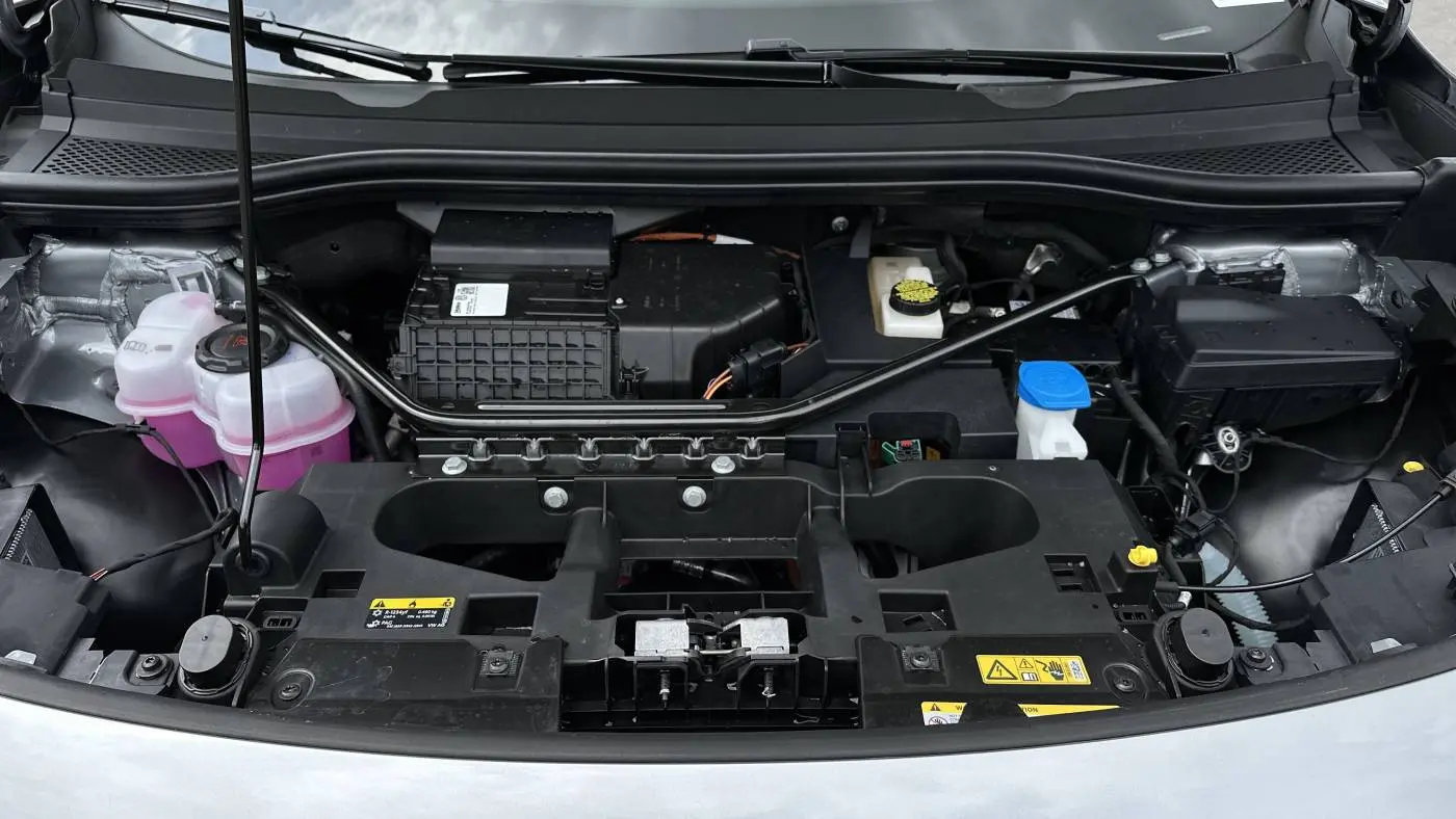 2025 Volkswagen ID.4 1V2WSPE83SC006208
