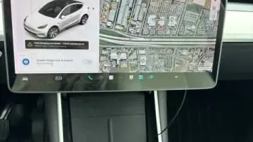 2020 Tesla Model Y 5YJYGDEE7LF021296