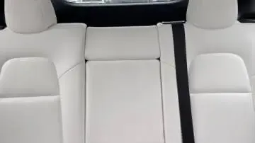 2020 Tesla Model Y 5YJYGDEE7LF021296