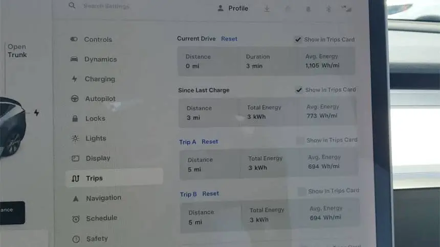 2020 Tesla Model Y 5YJYGDEE1LF046274
