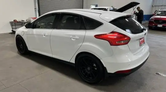 2016 Ford Focus 1FADP3R4XGL337391