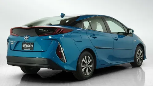 2017 Toyota Prius Prime - Images - 5