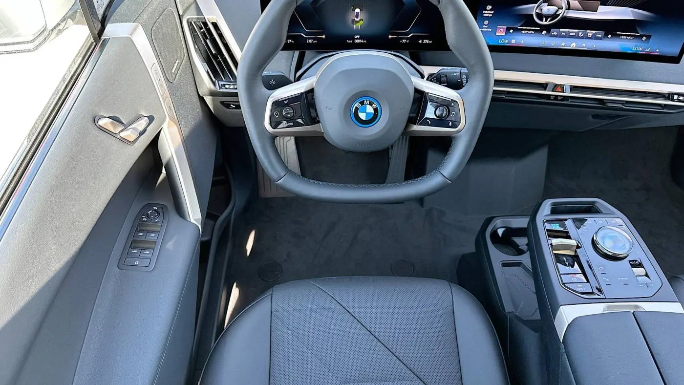 2025 BMW iX WB523CF0XSCU03988