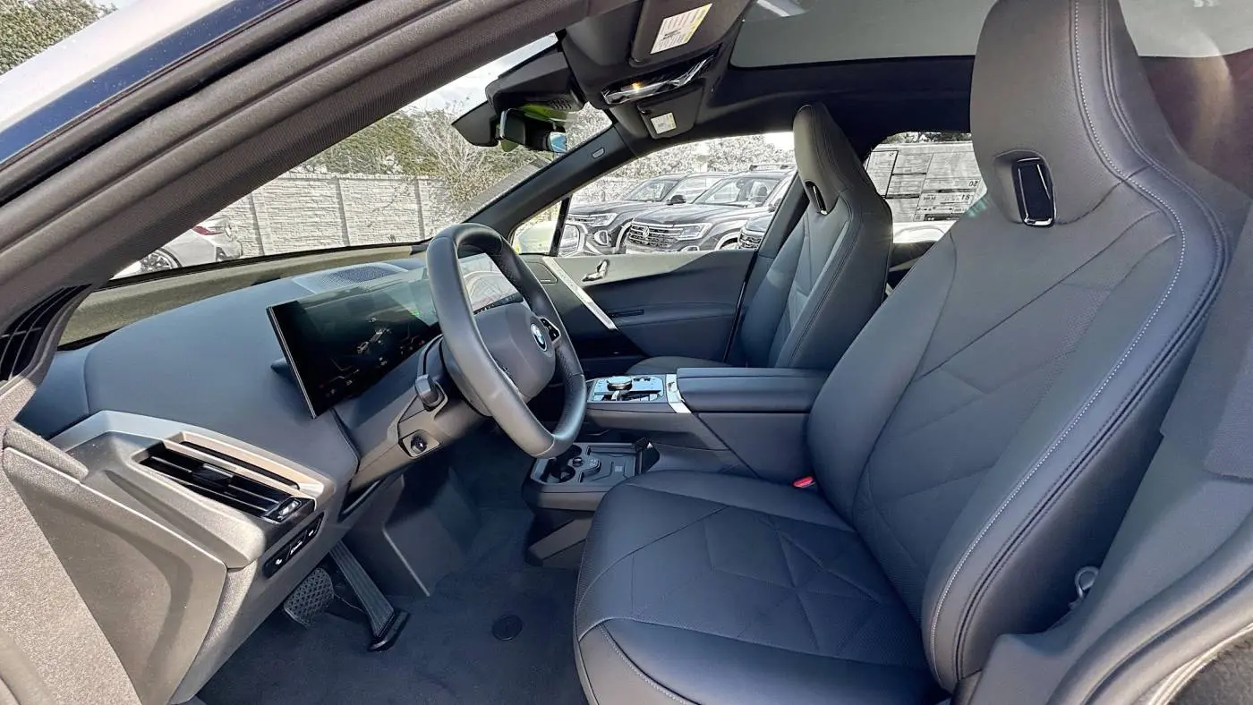2025 BMW iX WB523CF0XSCU03988