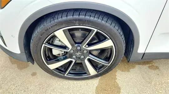 2022 Polestar 2 - Images - 37