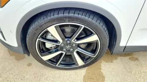 2022 Polestar 2 - Images - 37