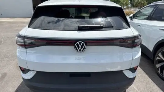 2021 Volkswagen ID.4 WVGTMPE23MP044927