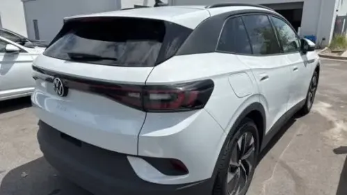 2021 Volkswagen ID.4 WVGTMPE23MP044927