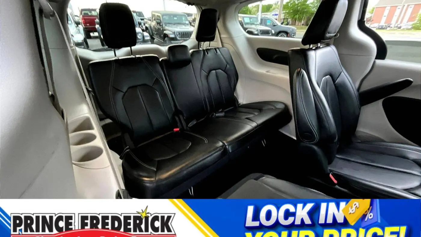 2023 Chrysler Pacifica 2C4RC1L74PR622422