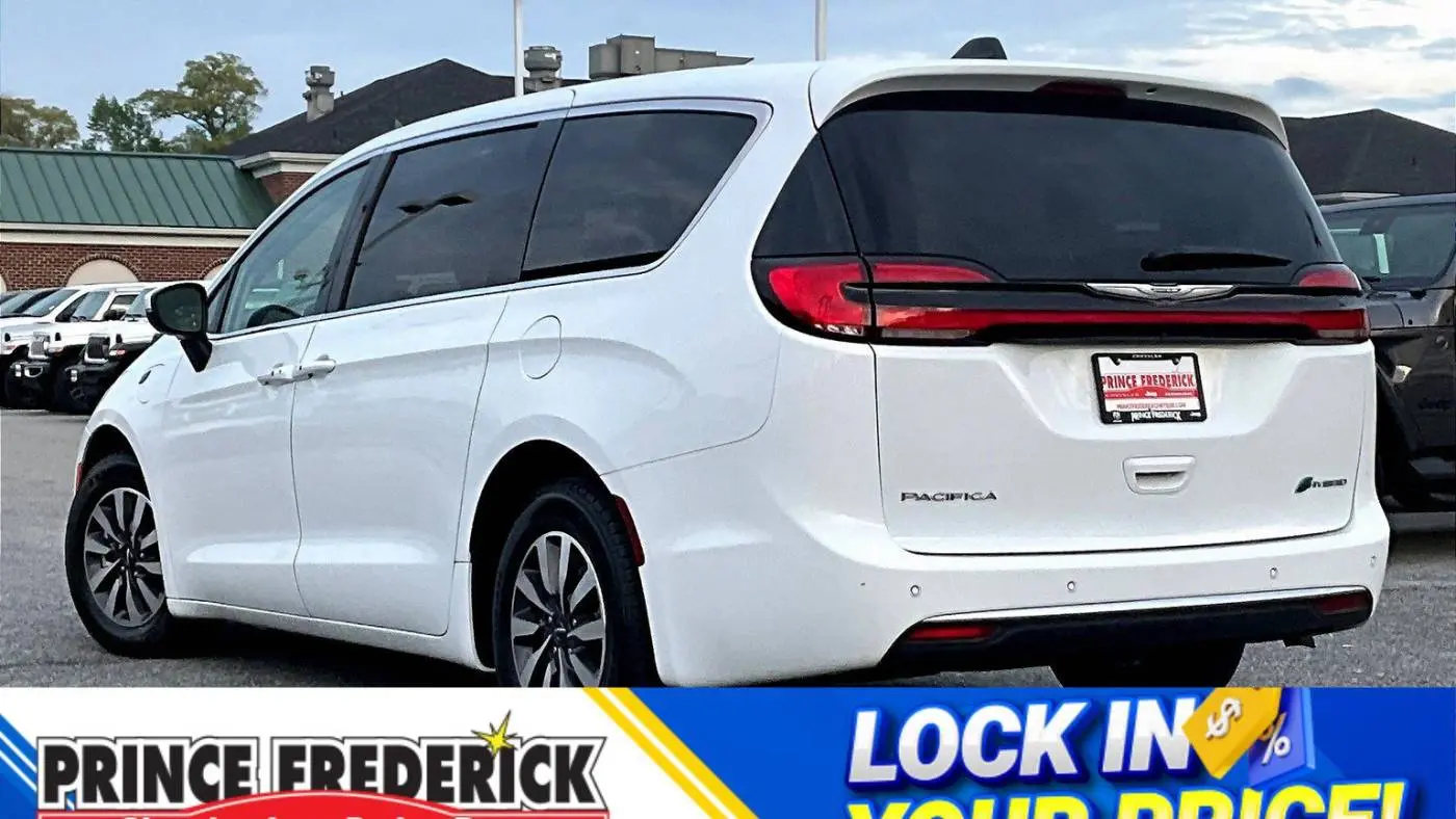 2023 Chrysler Pacifica 2C4RC1L74PR622422