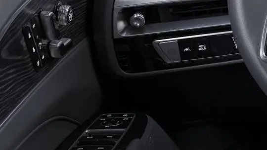 2024 Cadillac Lyriq 1GYKPRRK8RZ115882