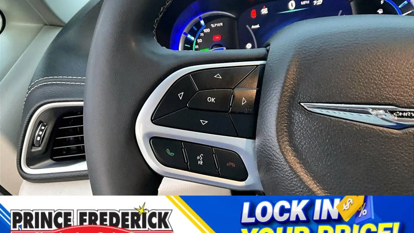 2023 Chrysler Pacifica 2C4RC1L74PR622422