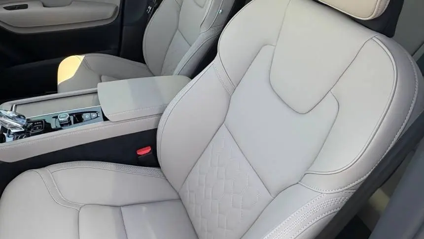 2025 Volvo XC90 YV4H60PB5S1378088