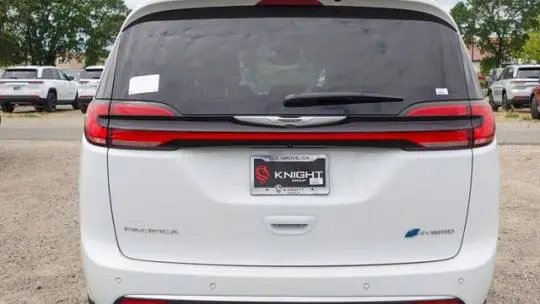 2025 Chrysler Pacifica 2C4RC1N71SR574237