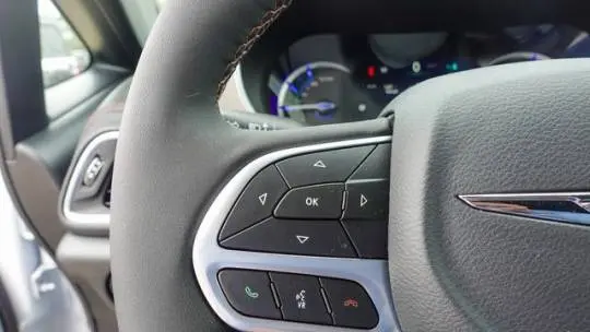 2025 Chrysler Pacifica 2C4RC1N71SR574237