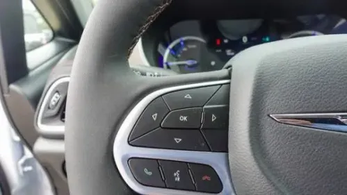 2025 Chrysler Pacifica 2C4RC1N71SR574237