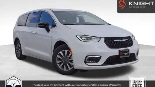 2025 Chrysler Pacifica 2C4RC1S77SR550044