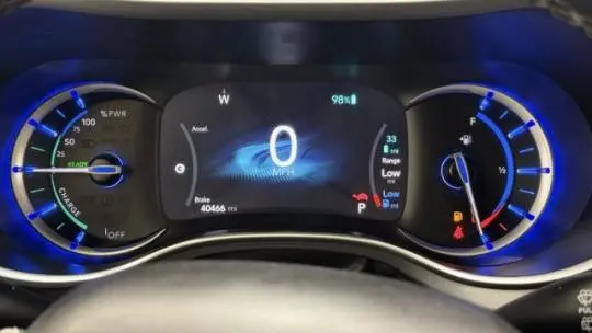 2023 Chrysler Pacifica 2C4RC1L77PR631079