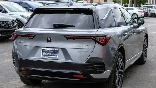 2024 Acura ZDX 4W5KHNRL0RZ514955