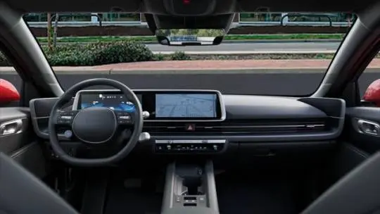 2025 Hyundai IONIQ 6 KMHM34AA7SA098685
