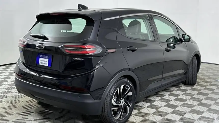 2023 Chevrolet Bolt 1G1FX6S02P4162049