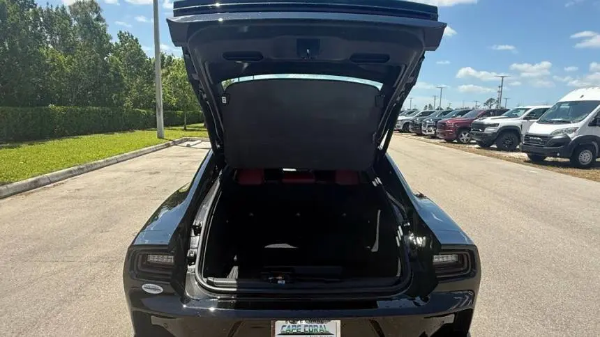 2024 Dodge Charger Daytona 2C3CDBCK0RR208400