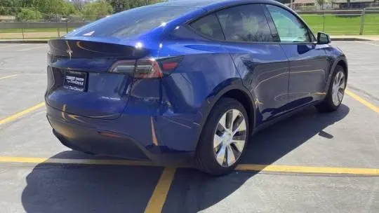 2023 Tesla Model Y 7SAYGDEE5PF787648