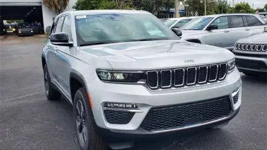 2024 Jeep Grand Cherokee 1C4RJYB65RC712620