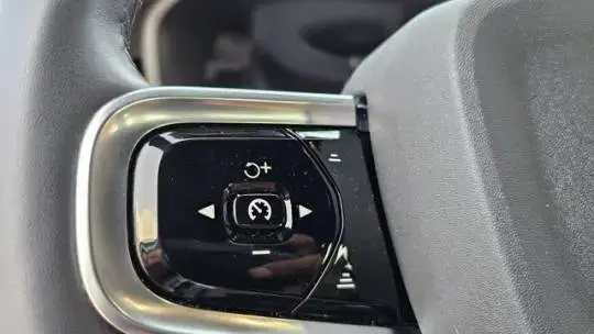 2022 Polestar 2 - Images - 31