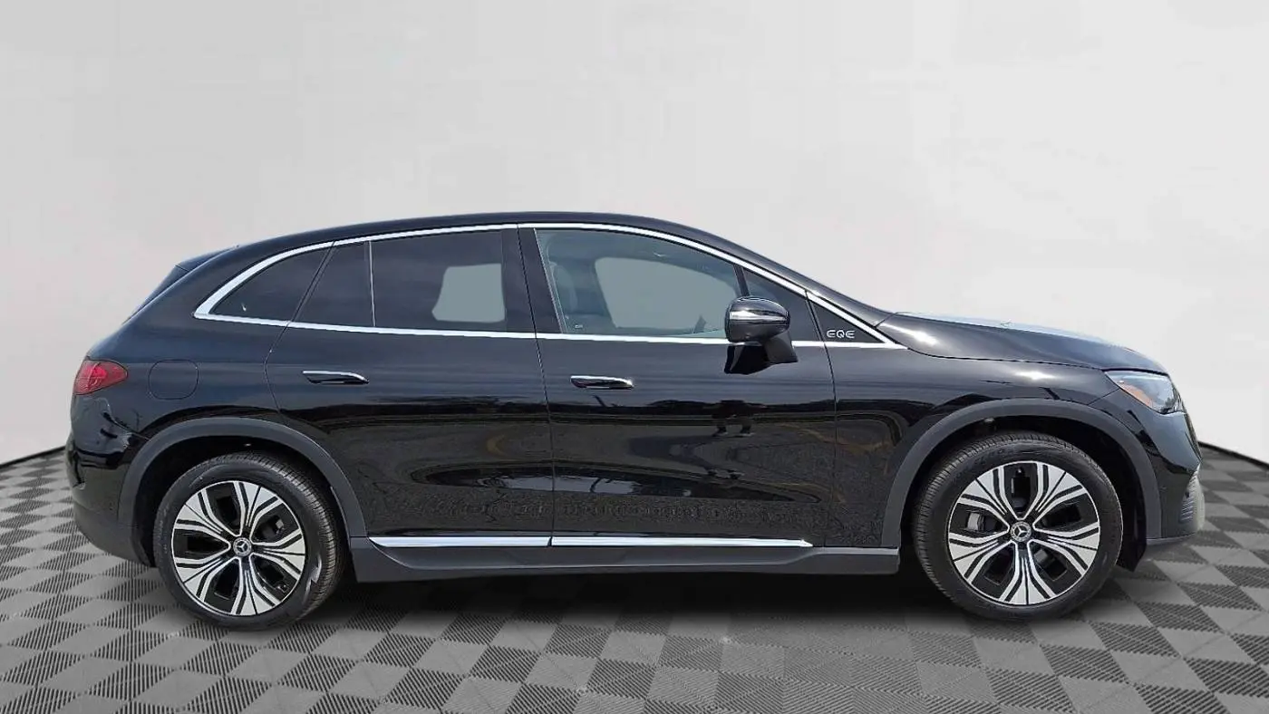 2023 Mercedes EQE SUV 4JGGM1CB4PA035811