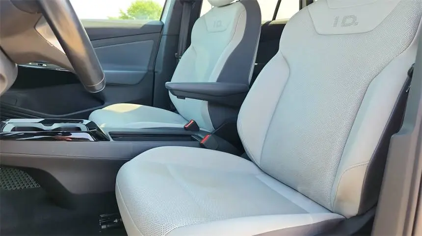 2021 Volkswagen ID.4 WVGTMPE20MP040835