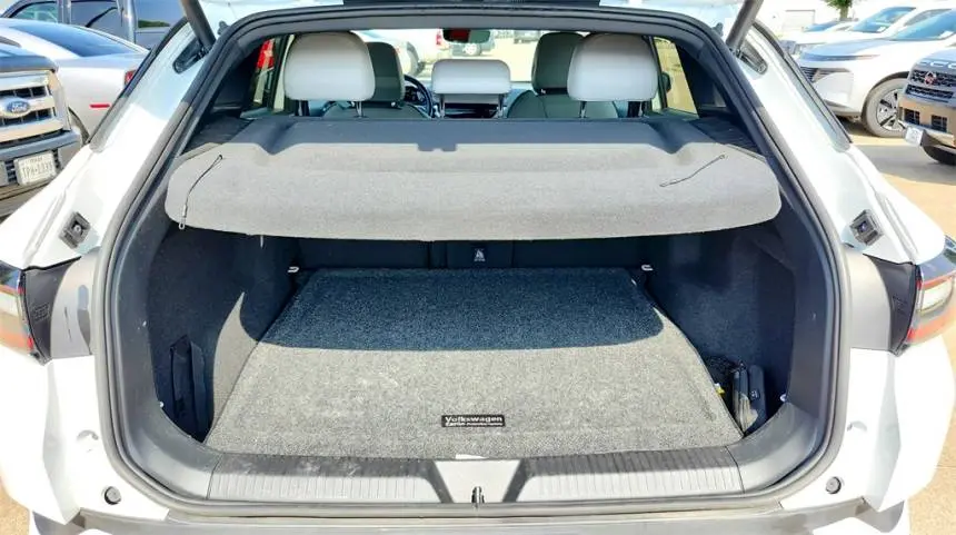 2021 Volkswagen ID.4 WVGTMPE20MP040835