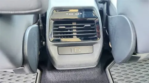 2021 Volkswagen ID.4 WVGTMPE20MP040835