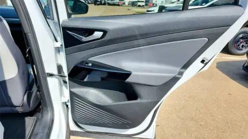 2021 Volkswagen ID.4 WVGTMPE20MP040835
