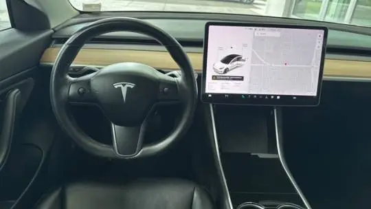 2018 Tesla Model 3 5YJ3E1EA9JF031904