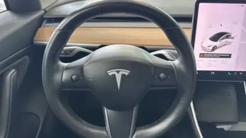 2018 Tesla Model 3 5YJ3E1EA9JF031904