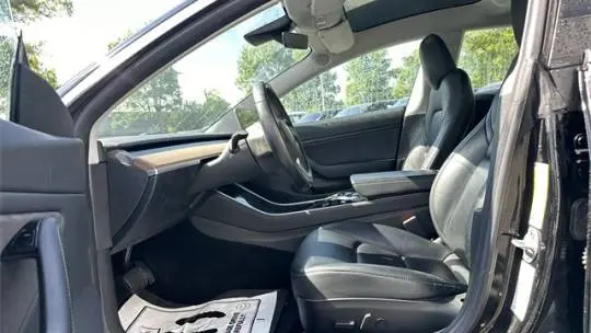 2019 Tesla Model 3 5YJ3E1EA8KF394521