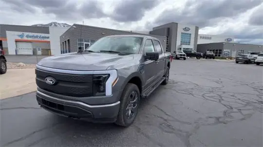 2025 Ford F-150 Lightning 1FTVW3L77SWG05647