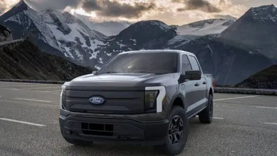 2024 Ford F-150 Lightning 1FT6W1B70RWG33200